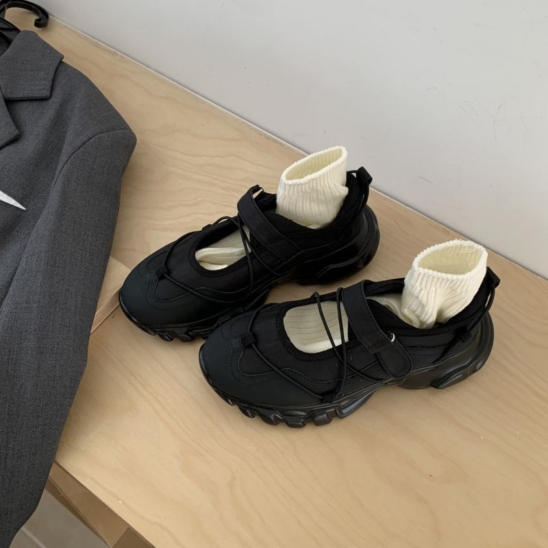 Sporty Chunky Platform Mary Ja - огляд і ціна Sneaker Care